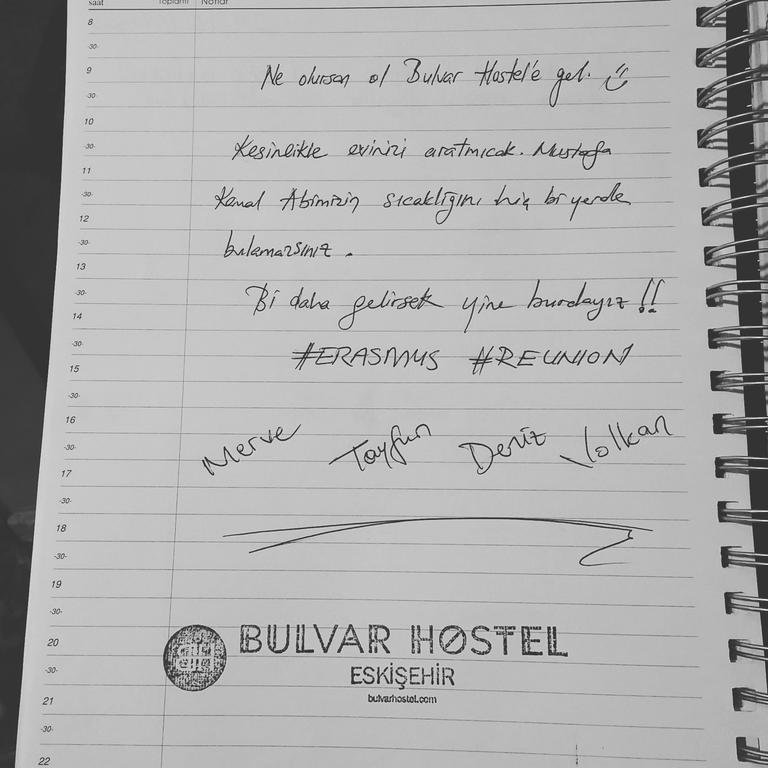 Bulvar Hostel เอสเกซีเฮียร์ ภายนอก รูปภาพ